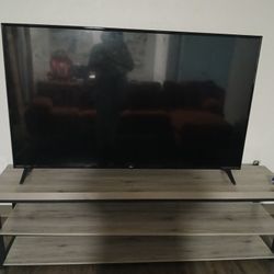 LG T.V