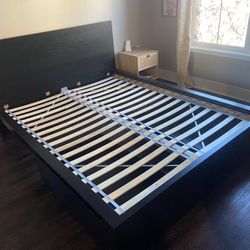 Queen Bed Frame 