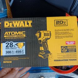 Dewalt 3/8" Compact Impact Wrench 