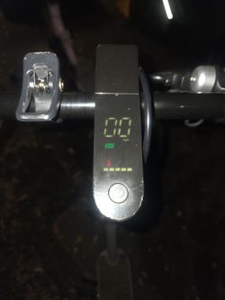 QNQ dual motor scooter