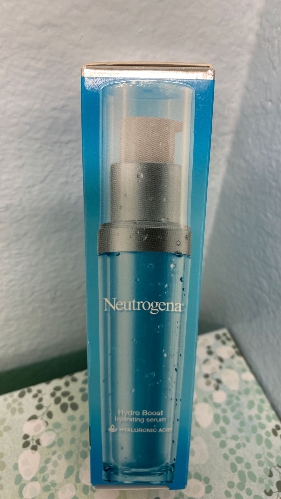$10 NEW SEALED Hydro Boost Serum Neutrogena