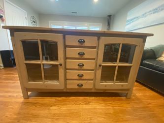 Farmhouse sideboard/media console