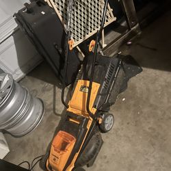 ELECTRIC LAWNMOWER