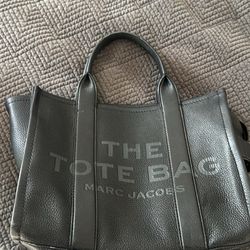 Marc Jacobs black tote large
