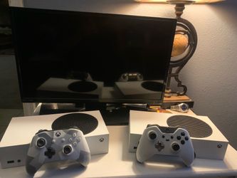 Xbox series  s bundles