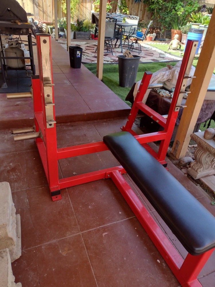 Commerical Weight Bench