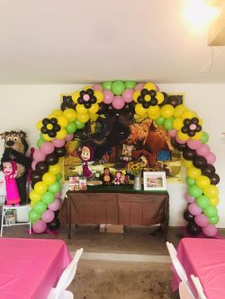 UP balloons decorations