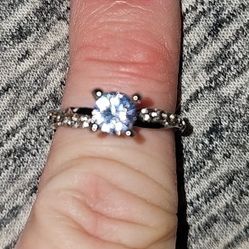 Cubic Zirconia And silver Wedding ring