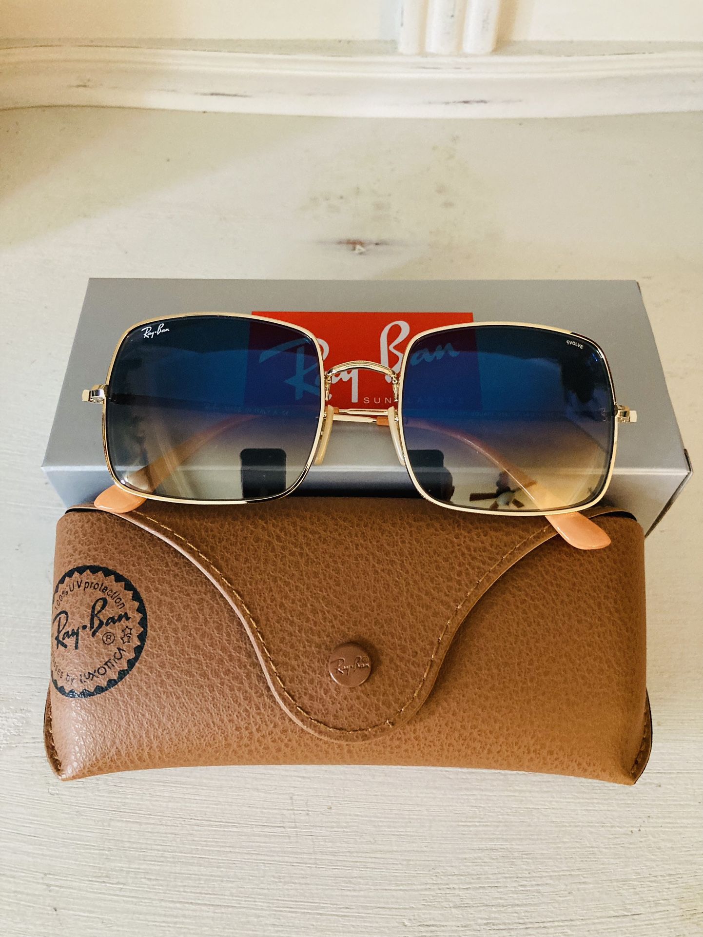 New Ray Ban 1971 Aviator With Original Rayban Packaging