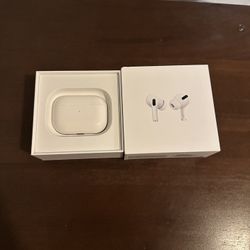 AirPods Pro’s 