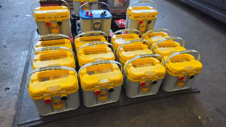 OPTIMA Batteries OPT8014-045 8014-045 D34/78 YellowTop Dual Purpose car truck Battery. Bateria Para Carro Camioneta

PRICE IS FIRM. Optima yellow top 