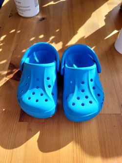 Crocs Size 6 for toddlers