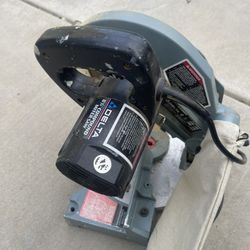 Delta 8 1/4” Compound Miter Saw