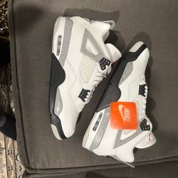 Jordan 4 White Cement Size 13
