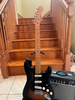 Squier Anniversary Stratocaster (Brand New) w/ Fender Amp
