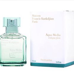 Maison Francis Aqua Media