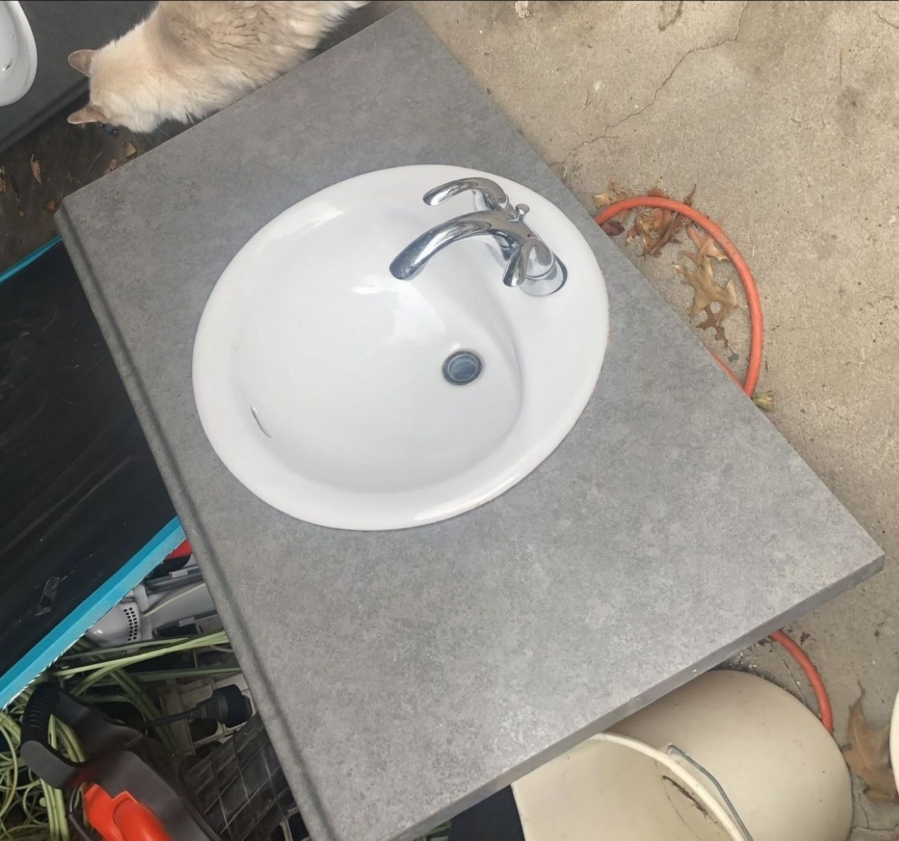 2 New Sink Vanity Tops