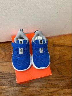 Nike Revolution 5