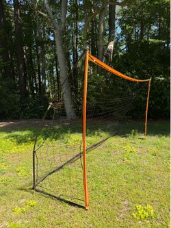 Collapsible soccer net