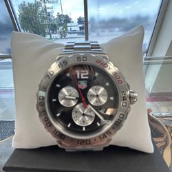 TAG HEUER