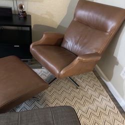 Swivel Chair with Ottoman 