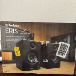 Presonus eris E3.5 studio speakers 