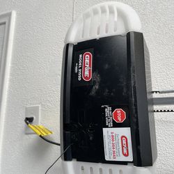 Genie Quiet Belt Drive Garage Door Opener