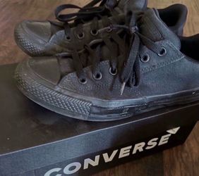 Men converse size 9