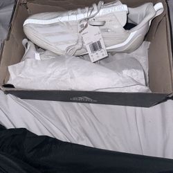 Football Cleats Trade Or Sell