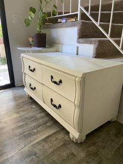 Wood Cabinet