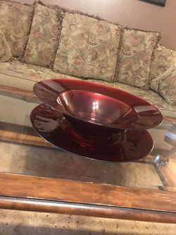 Beautiful glass fruit bowl/centerpiece