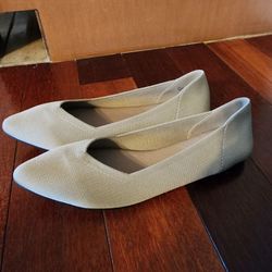 New Mia Sand Flats  Size 7