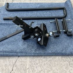 Trailer Hitch With Sway Control
