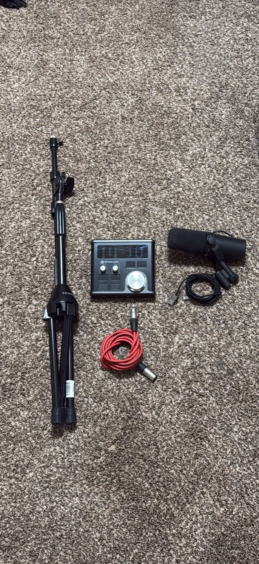 Shure SM7b + Sterling H224 Audio Interface and DR Pro Mic Arm