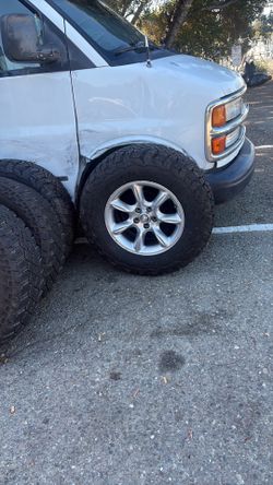 275/70R18 10ply BFG