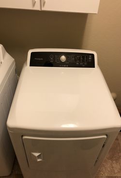 Frigidaire GAS Dryer brand new
