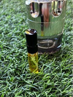 5ml sample bottles of Azzaro the most Wanted EDT