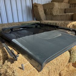 Fiberglass ARE GMC Sierra 1500