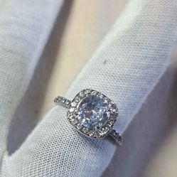 Beautiful Halo Style Ring