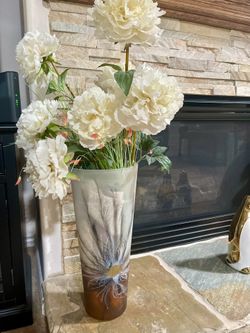 Tall Glass Vase With Beautiful White Flowers