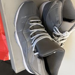 JORDAN 11