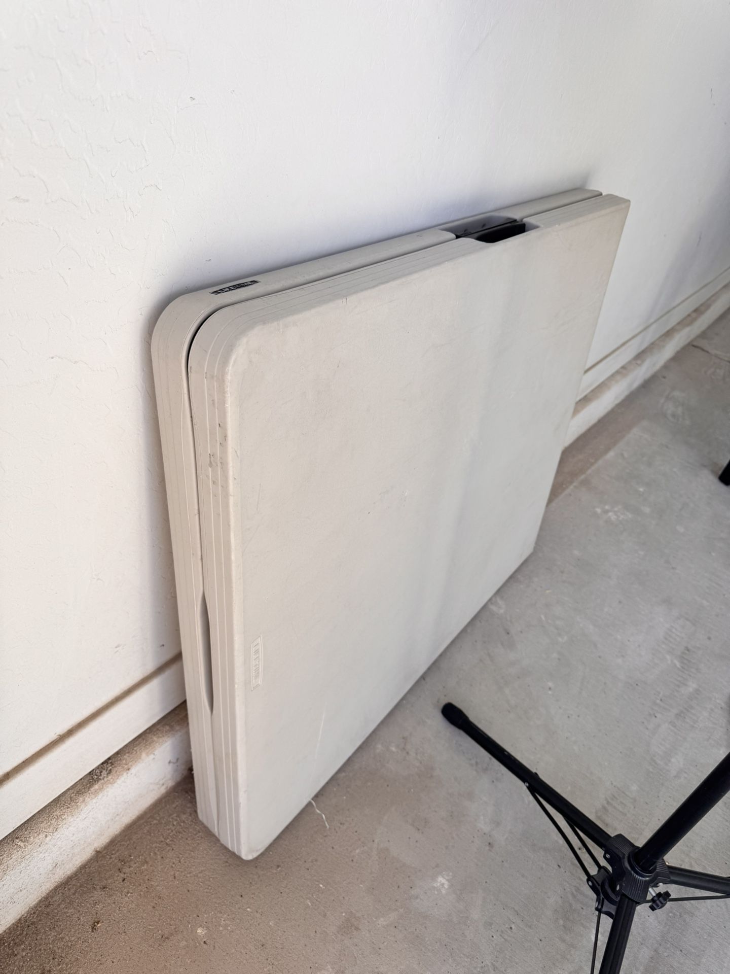 Foldable Table