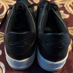 Nike Shoes Size 10