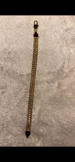 Women Gold bracelets (look At Pictures )
