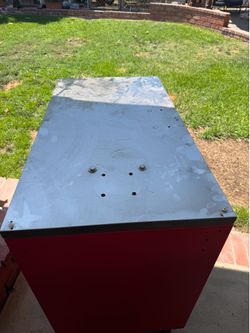 Milwaukee 40” tool bench.