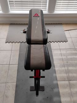 Adjustable weight Bench