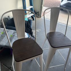 White Metal Bar Stools 