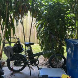 Folding Cargo E-bike