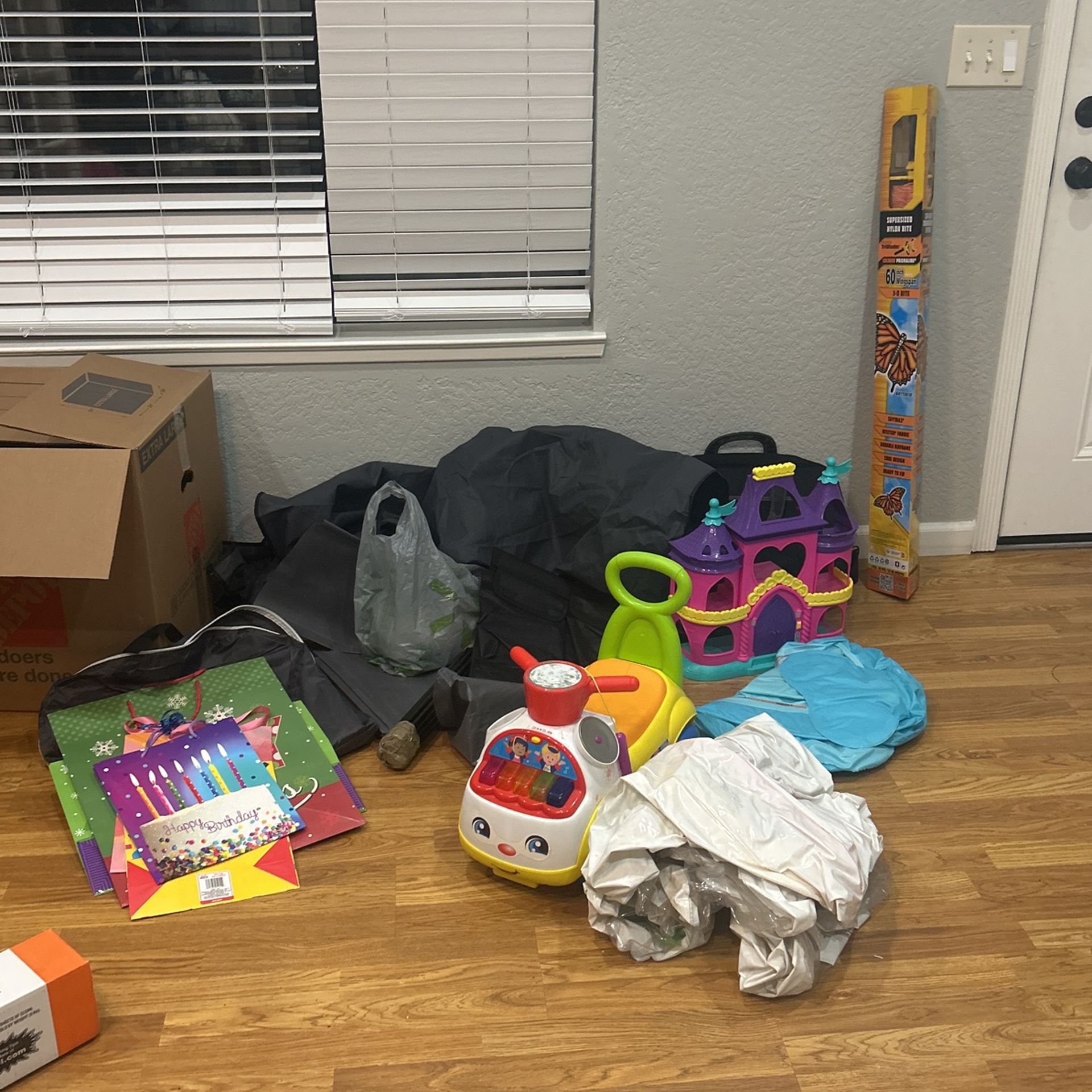 Free Stuff. Must Go ASAP