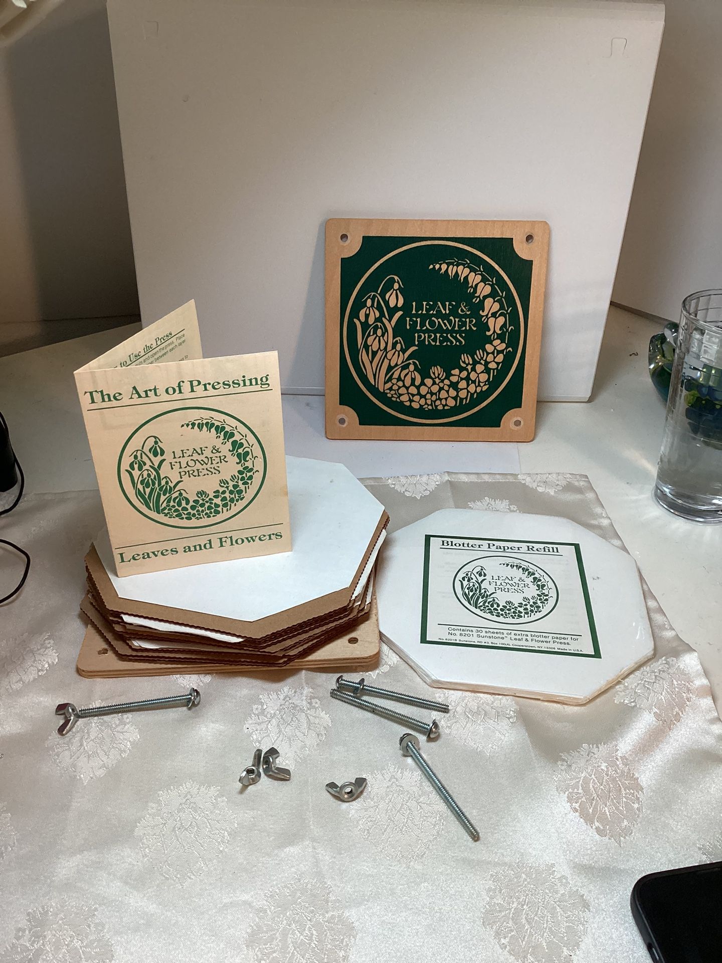 Vintage Sunstone Leaf And Flower Press